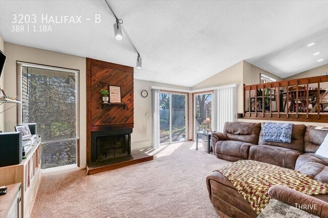 Photo - 3203 Halifax-B Unit B