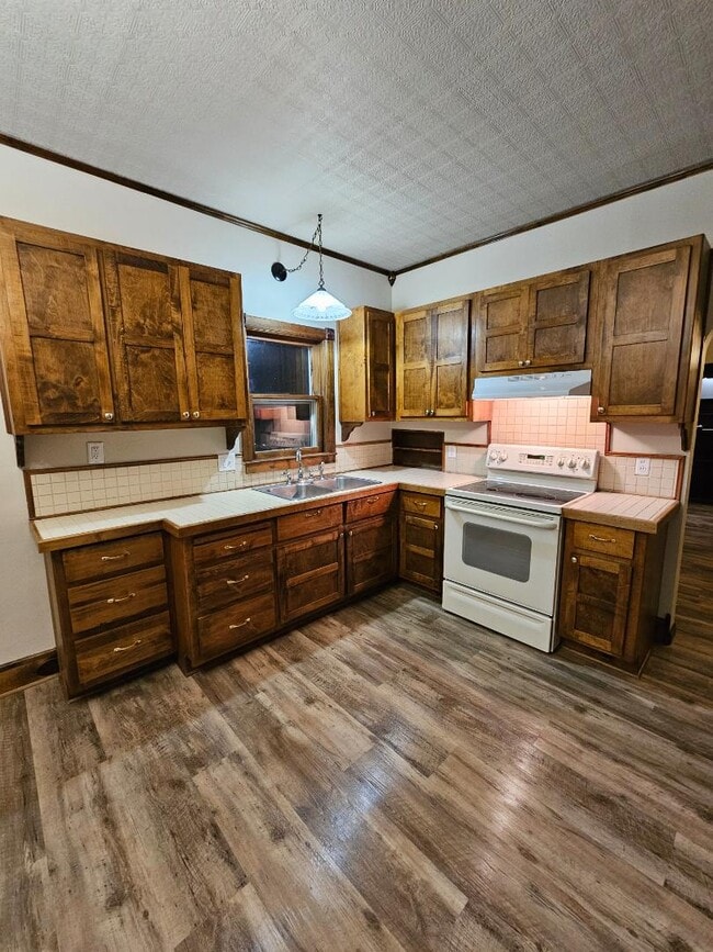 Photo - 316 E Walnut St