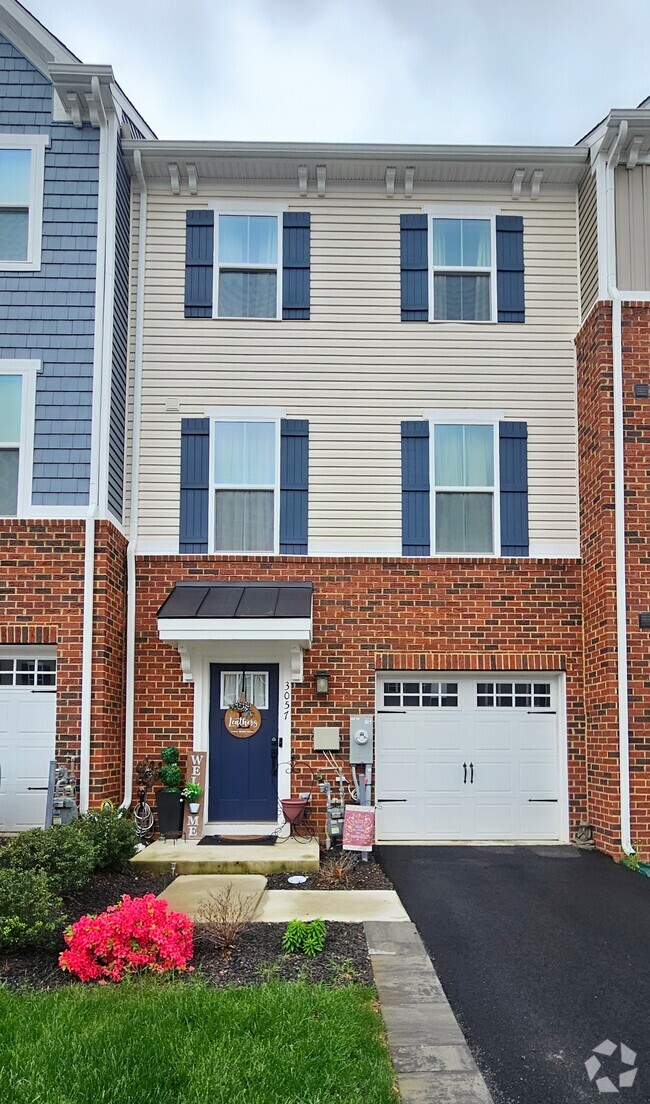 Building Photo - 3057 Strasbaugh Dr Rental