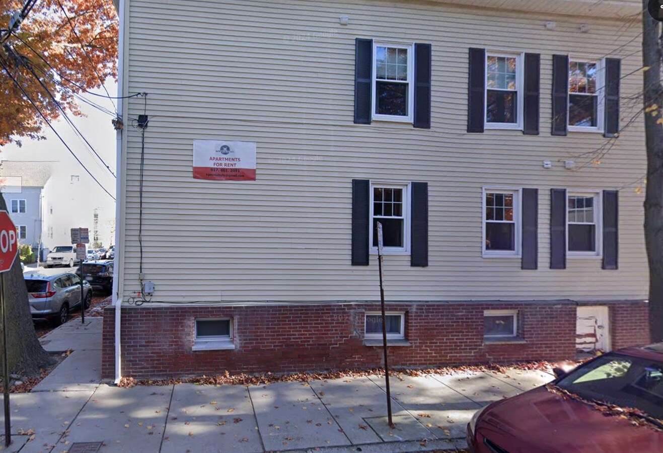 Photo - 3 5th St Apartments Unit 2
