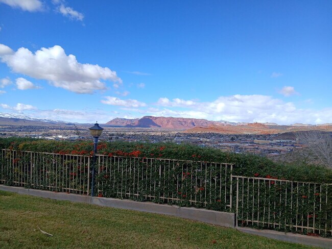 Photo - Pool, pickleball, views plus 3 bed 2 bath home.