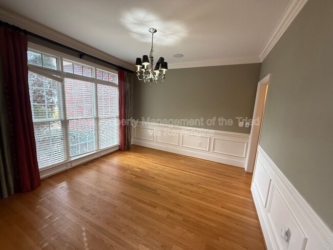 Photo - 2528 N Beech Ln