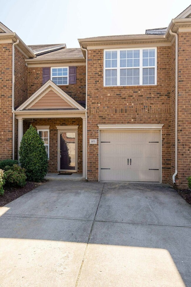Building Photo - 1071 Ashmore Dr Rental