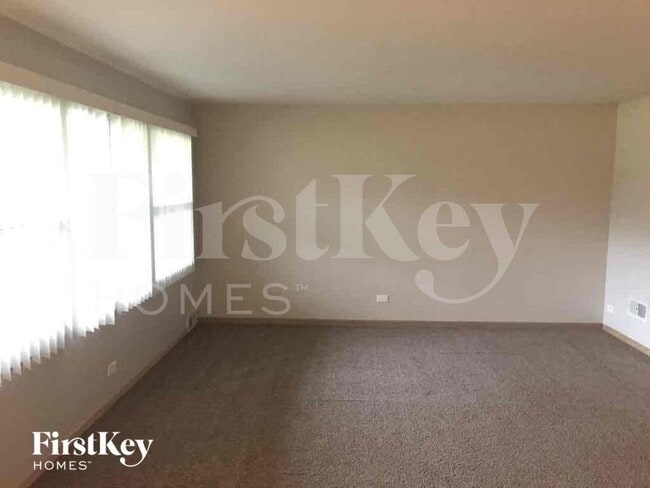 Photo - 2543 Oakwood Dr