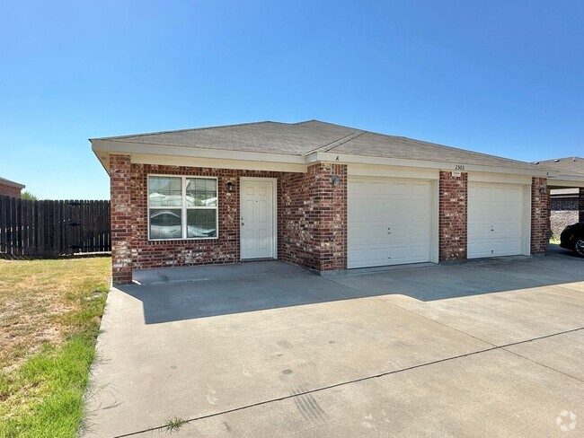 Building Photo - 2503 Cody Poe Rd Rental