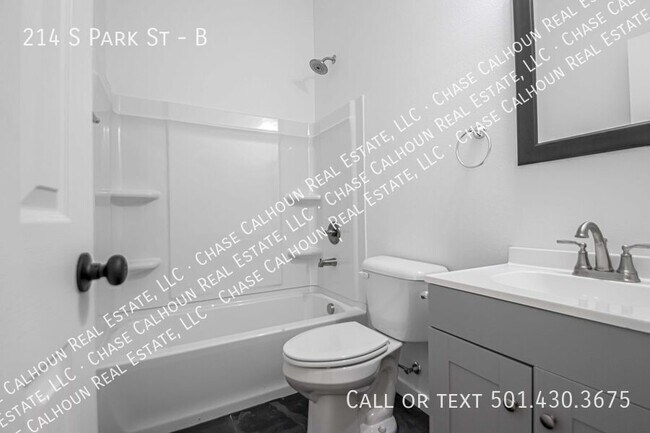 Photo - 214 S Park St Unit B