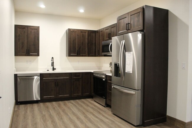 Photo - K573LI Unit ADU