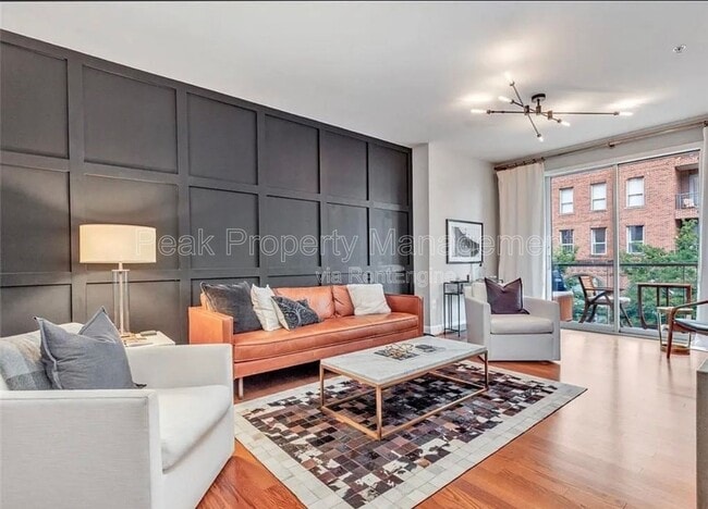 Building Photo - 210 Rocketts Way Unit 202