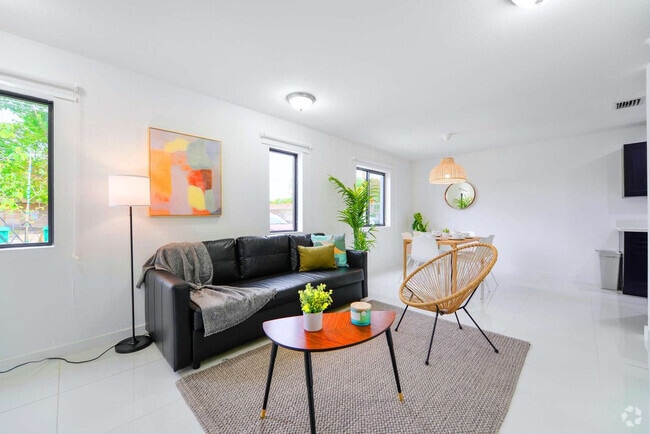 Building Photo - 2241 NW 50th St Rental