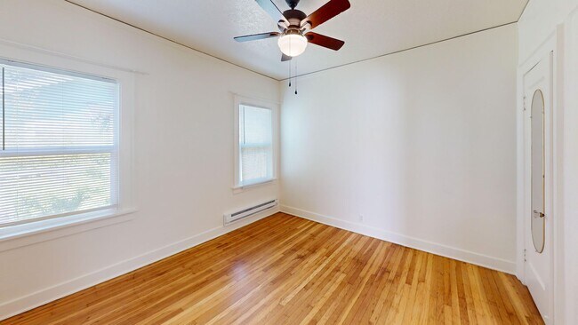 Photo - oat8681 Unidad 3847