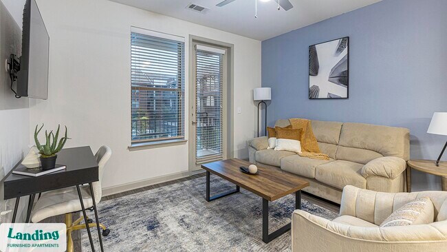 2800 NE Green Oaks Blvd Unit 1206