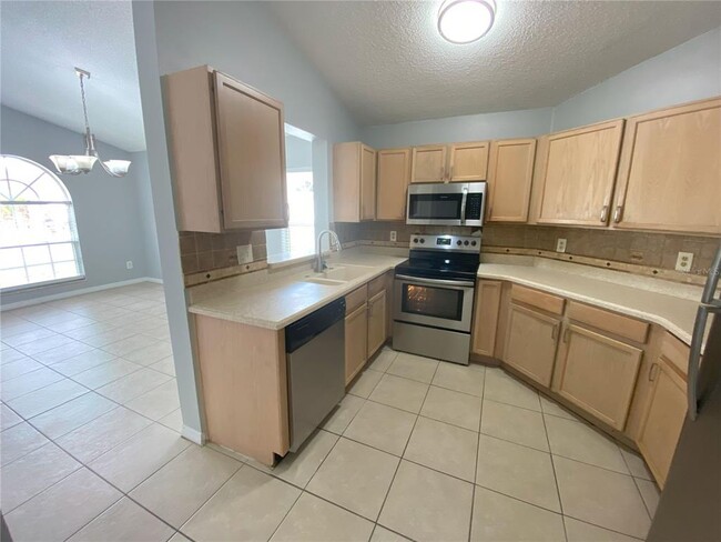 Photo - 368 Briar Bay Cir