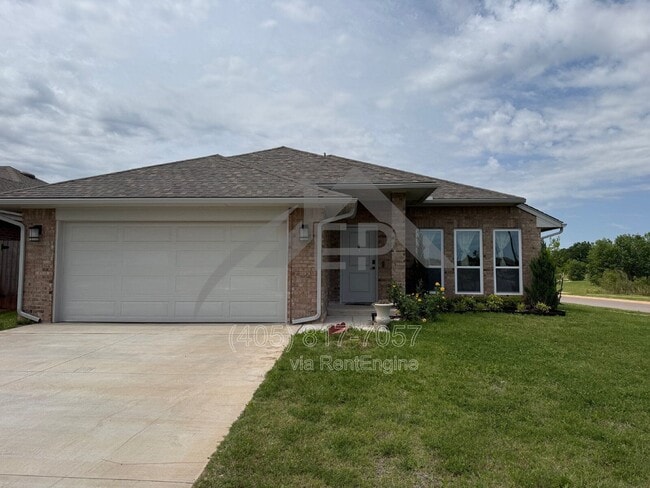 Building Photo - 921 S Appaloosa Ln