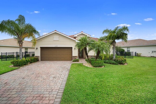 Building Photo - Beautiful Home in Alva 3 bedrooms 2 baths ...