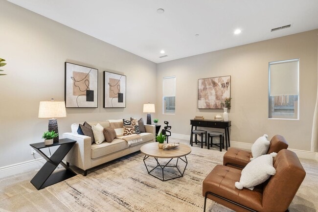 Photo - Madera Tesoro Viejo - Beautiful 2-Story Home, 4BR/3.5BA, SOLAR, Community Pool + Lots of Amenities