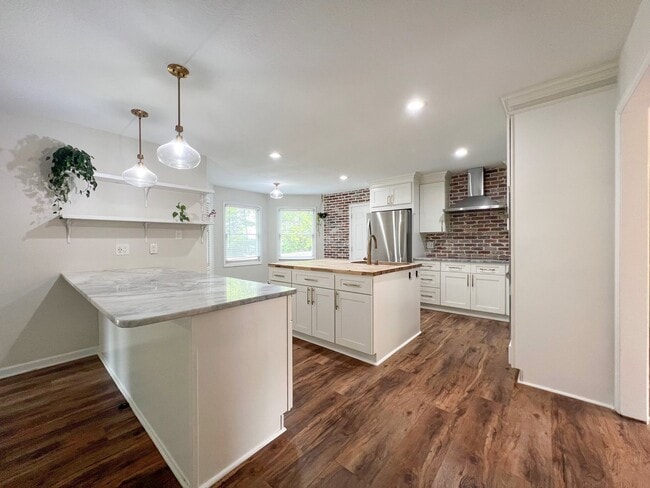 Photo - West Knoxville Gem with Privacy, Space & Modern Upgrades