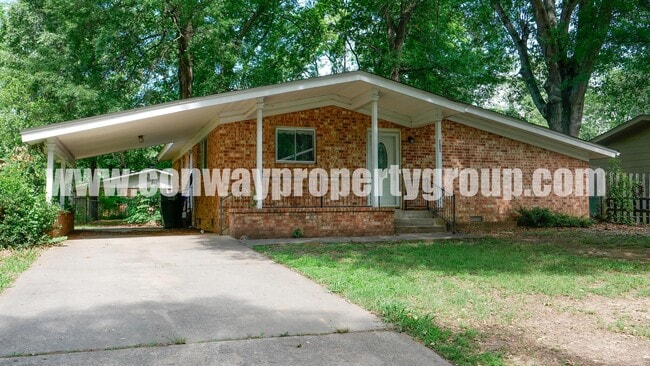 Photo - 2602 Robinson Ave