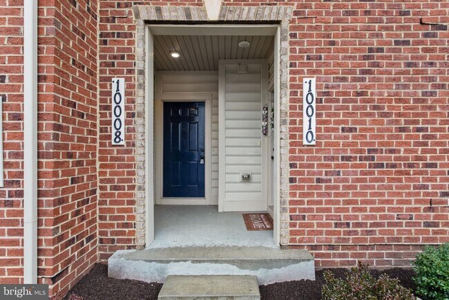 Photo - 10008 Beerse St Townhome