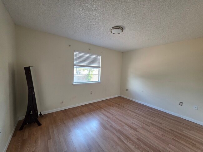 Photo - 4485 Barna Ave Unit 4485