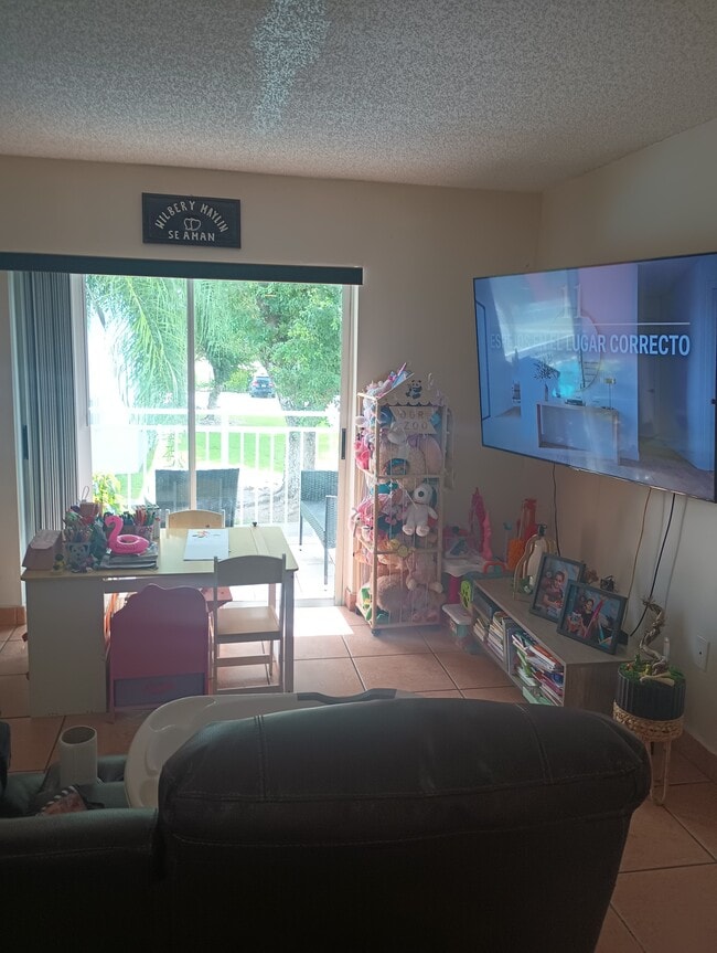 Photo - 11307 SW 200th St Unit B211