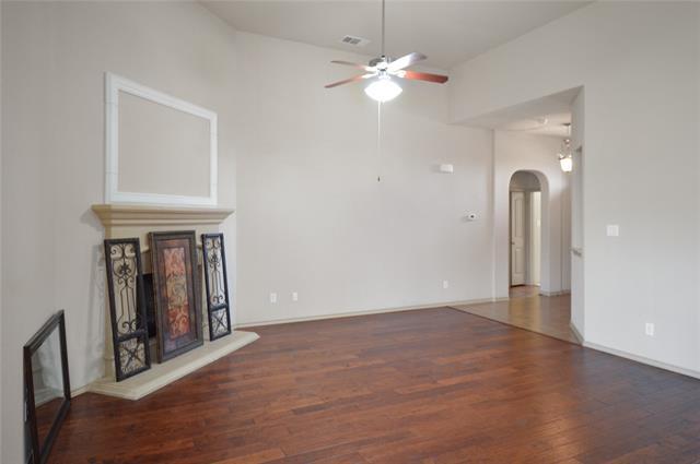 Photo - 3304 Stonecrop Trail