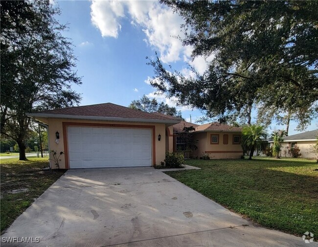 Building Photo - 101 Sebring Cir Rental