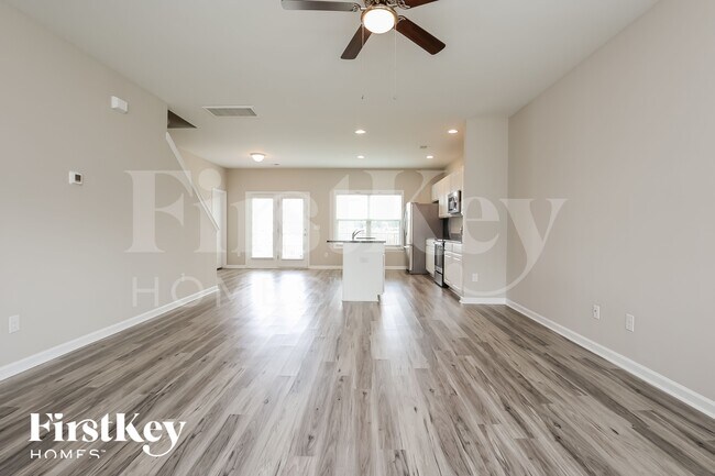 Photo - 138 Clydesdale Cir