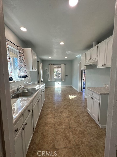 Photo - 6052 Fishburn Ave