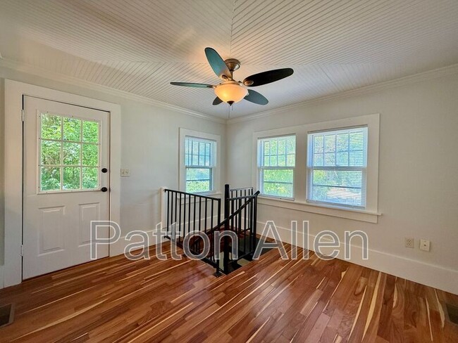 Photo - 15.5 Wamboldt Ave