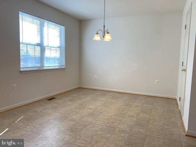 Photo - 207 Merrill Ct