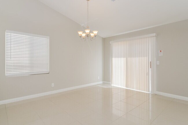 Photo - 312 Carole Little Ct