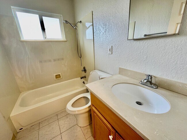 Photo - 2863 Brookdale Ave Unit C