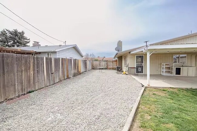 Photo - 3207 Gregory Ave
