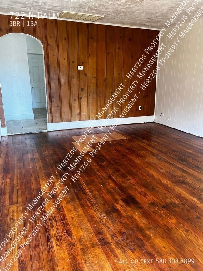 Photo - 722 N Palm-