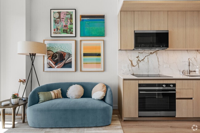 1BR, 1BA - 489SF - Kitchen/ Living Room - Forma Miami