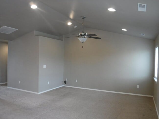 Photo - Awesome Caldwell 3 bed, 2 bath cutie!