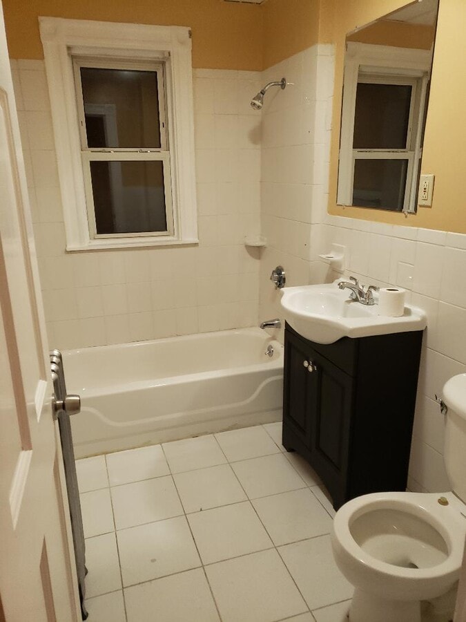 Photo - 105 Draper St Unit #1