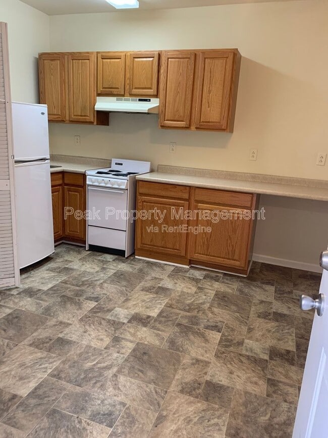 Photo - 1106 W Main St Unidad Apt 3