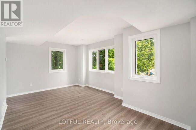 Photo - 725 Alesther St Unité B