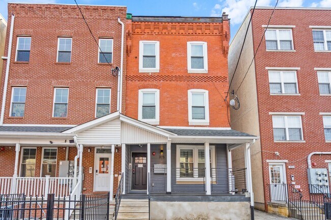 325 N 40th St