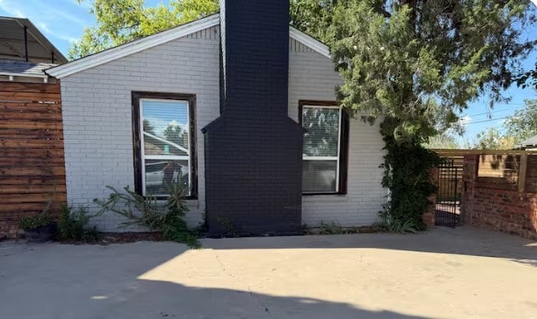 Building Photo - 1700 Golder Ave