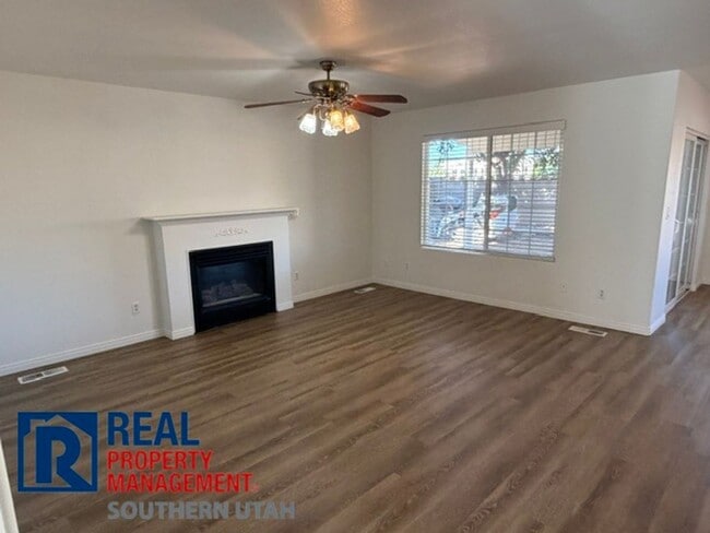Photo - Single Family Home in River Ridge