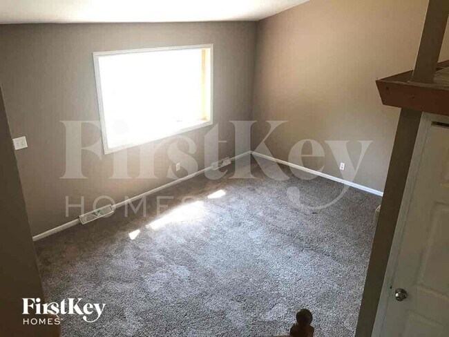 Photo - 7912 NE 54th St