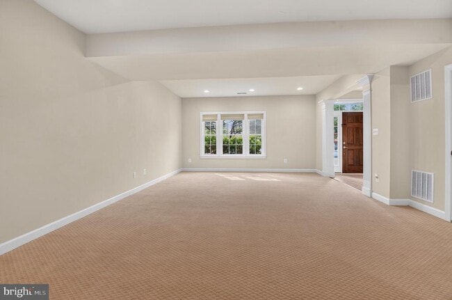 Building Photo - 24949 Earlsford Dr