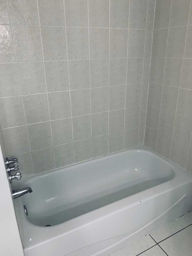 Photo - 17500 NW 68th Ave