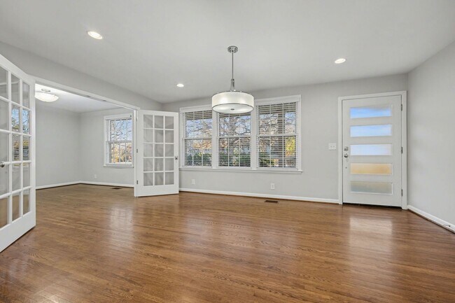 Photo - Green Hills Charm