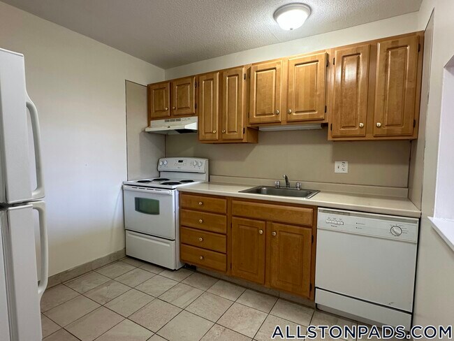 Photo - 90 Gardner St Unit 31