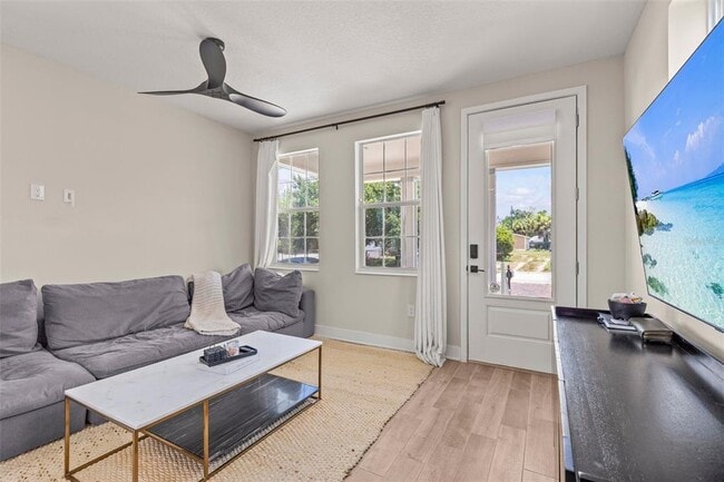 Photo - 2110 W Palmetto St