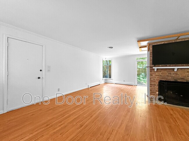 Photo - 712 Powell St