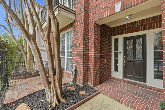 Photo - 1314 W Webster St